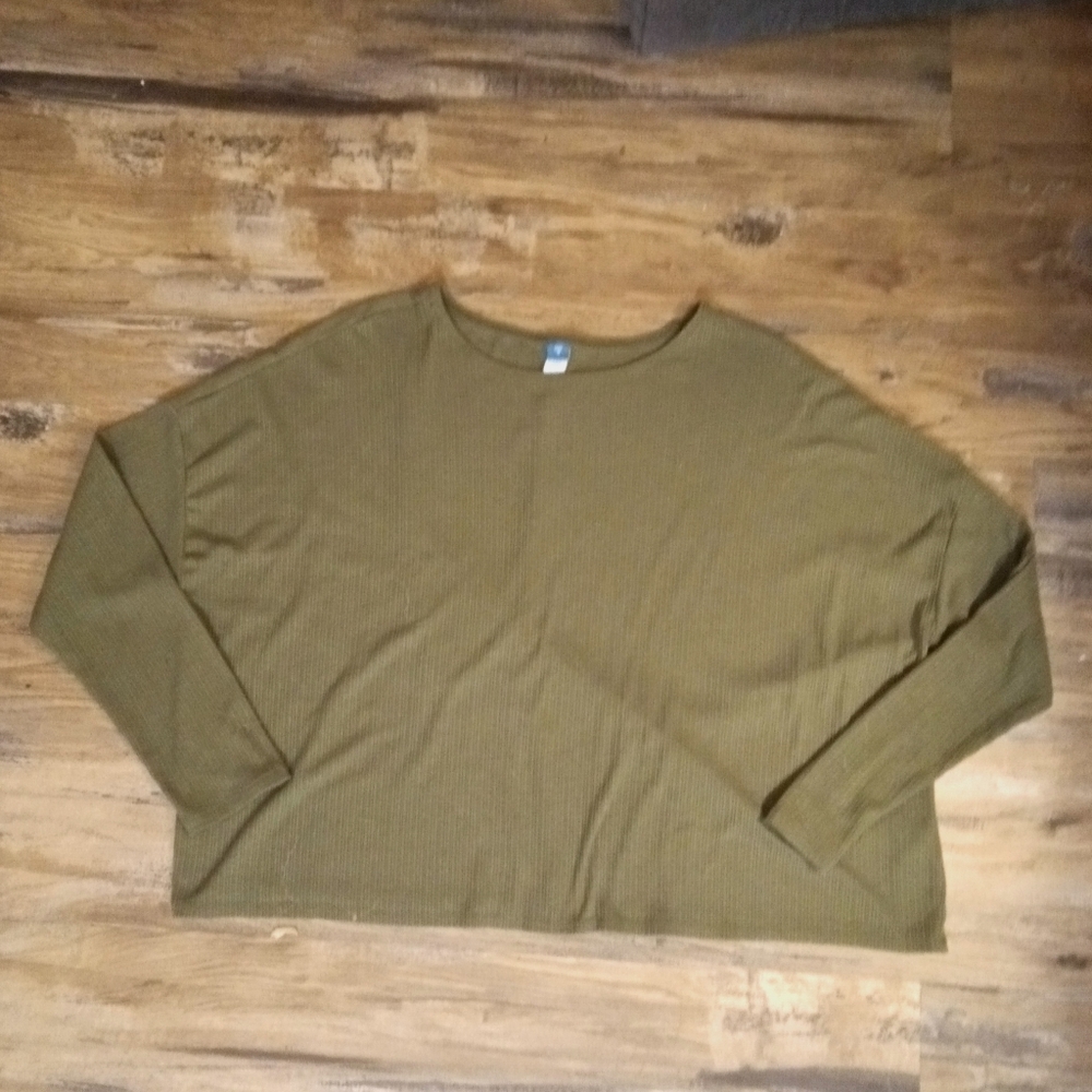 EUC Old Navy Luxe Olive Long Sleeve Oversized Shirt. Ribbed Texture. Medium